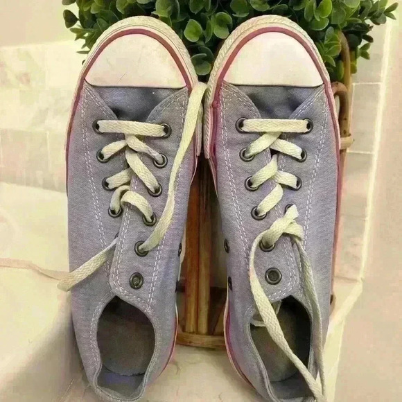 Converse Allstar, low tops, 4.5 excellent used condition - Picture 1 of 9
